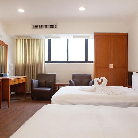 טאיצ'ונג Yuai Fu Hao Hotel מראה חיצוני תמונה