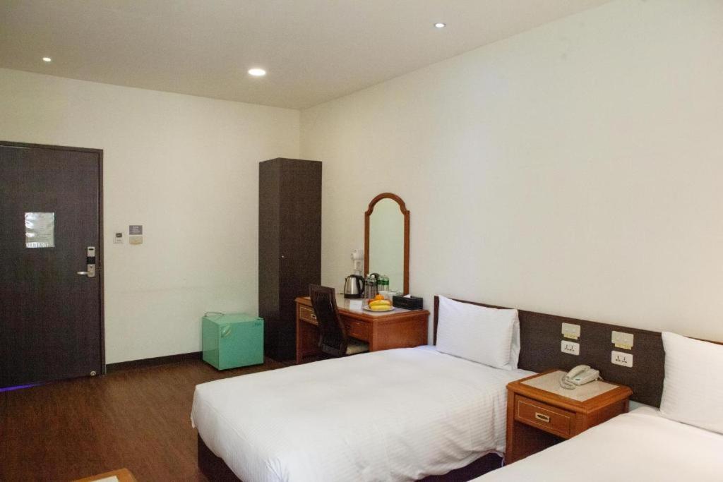 טאיצ'ונג Yuai Fu Hao Hotel מראה חיצוני תמונה