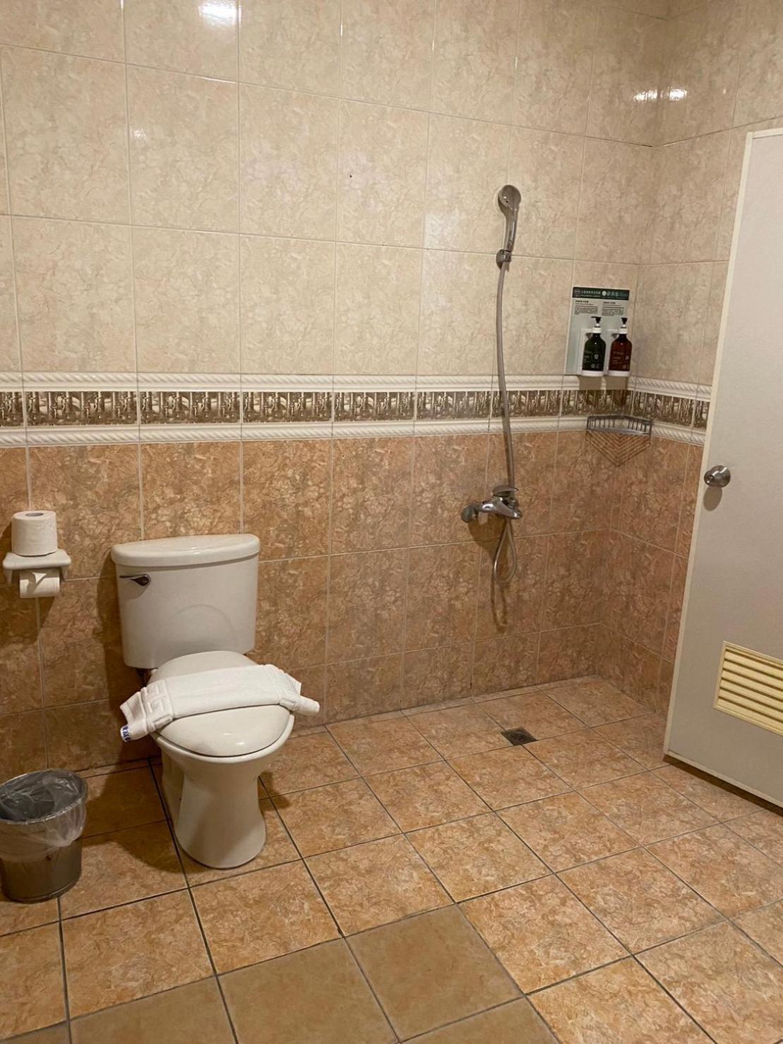 טאיצ'ונג Yuai Fu Hao Hotel מראה חיצוני תמונה