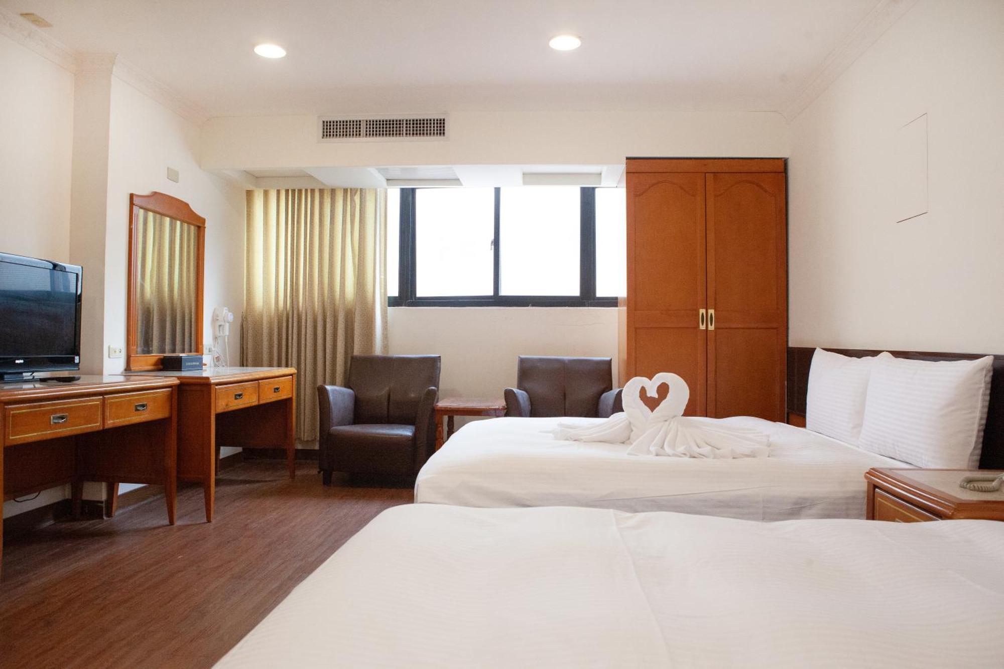 טאיצ'ונג Yuai Fu Hao Hotel מראה חיצוני תמונה